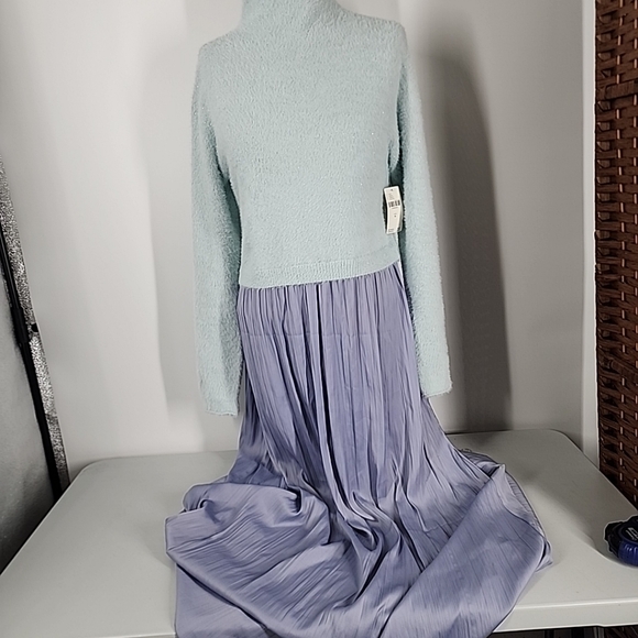 Anthropologie The Thea Long-Sleeve Eyelash Twofer Sweater Dress Size Medium Blue - Picture 2 of 11